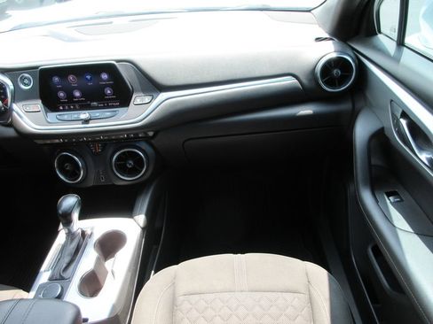 Certified 2020 Chevrolet Blazer LT FWD image 15
