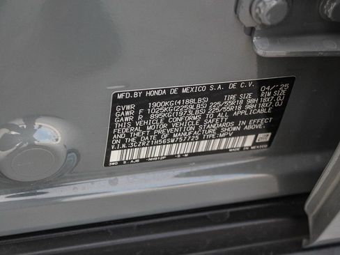 Used 2025 Honda HR-V Sport image 27