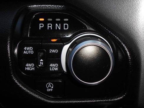 Certified 2023 RAM 1500 Big Horn AWD/4WD image 15