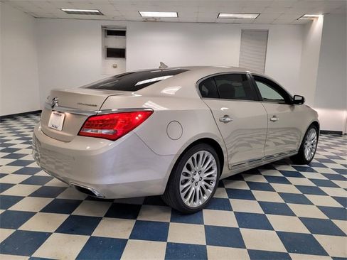 Used 2014 Buick LaCrosse Premium image 7