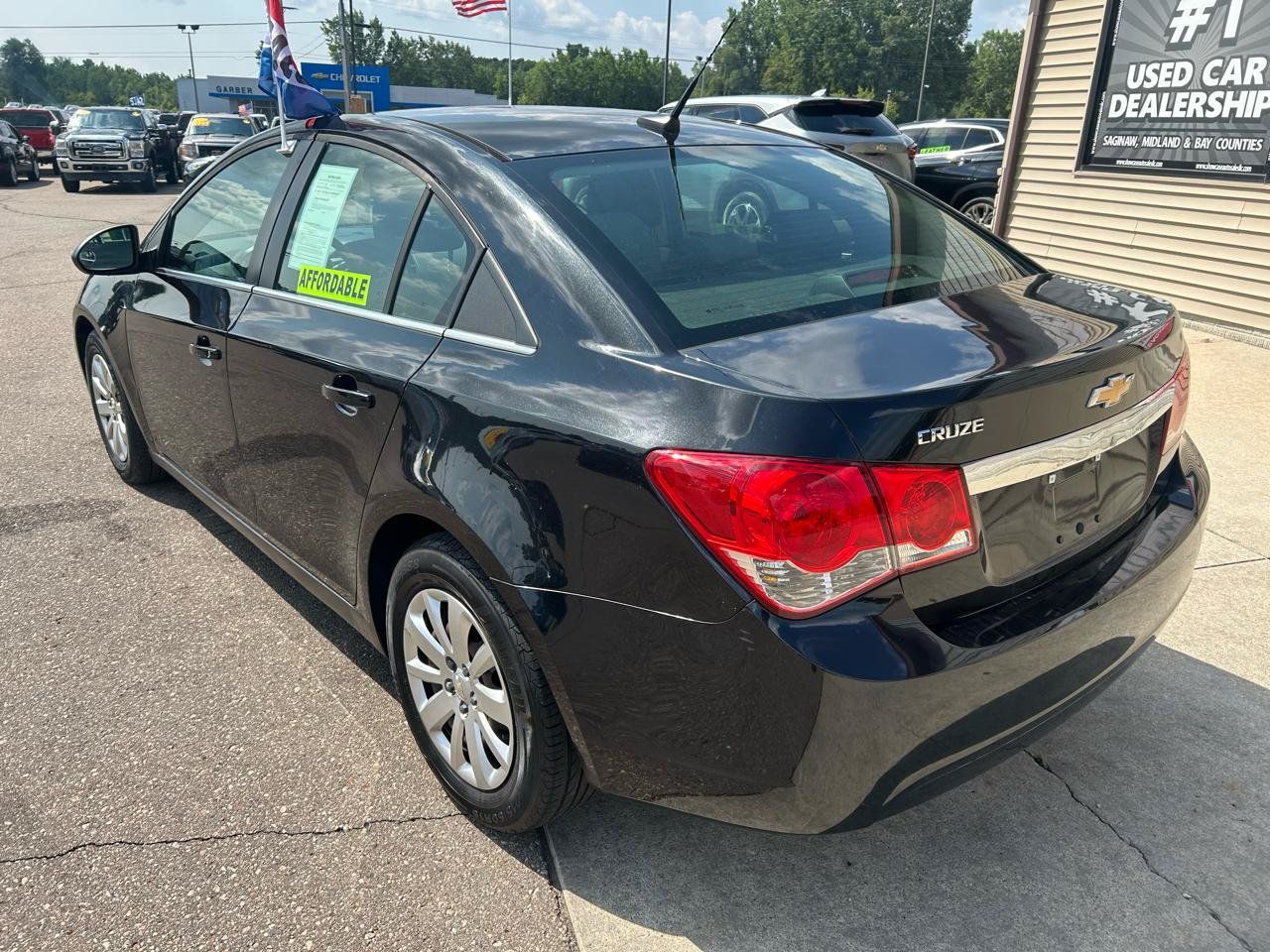Used 2011 Chevrolet Cruze LS w/ Connectivity Package FWD image 7