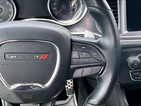 Used 2018 Dodge Charger R/T Scat Pack RWD image 12