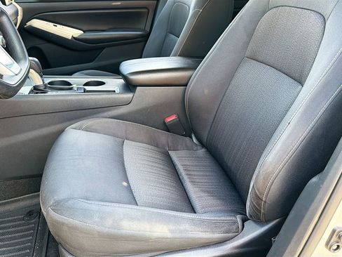 Used 2022 Nissan Altima 2.5 SV FWD image 33