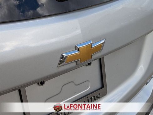 Used 2020 Chevrolet Equinox LT image 9