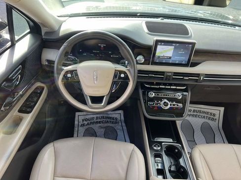 Certified 2022 Lincoln Corsair Reserve w/ Equipment Group 201A image 10