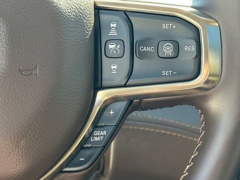 Used 2025 RAM 1500 Limited w/ Trailer Tow Group AWD/4WD image 35