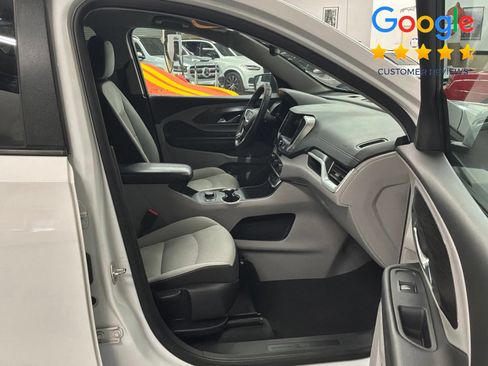 Used 2023 GMC Terrain SLE w/ Driver Convenience Package AWD/4WD image 16