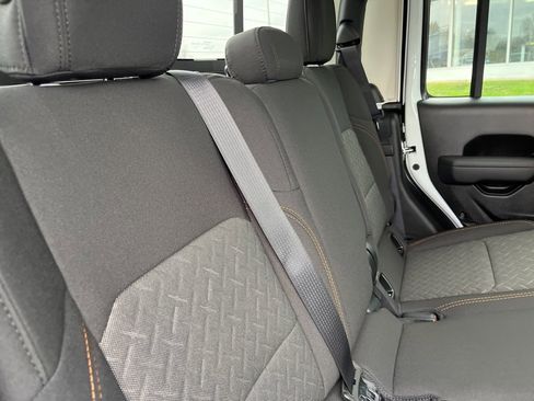 New 2026 Jeep Gladiator Mojave image 48