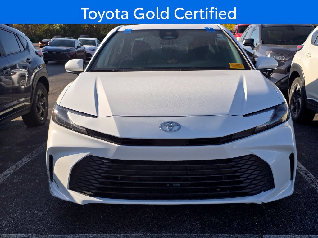 Used 2025 Toyota Camry LE FWD image 2