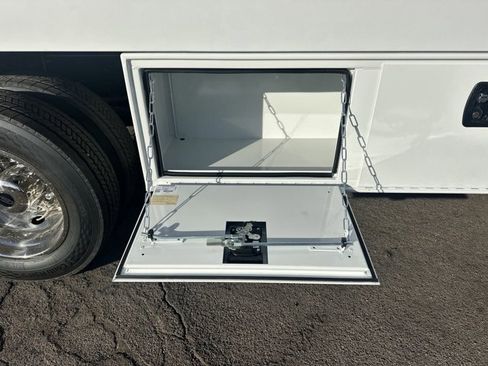 New 2024 Ford F550 2WD Crew Cab Super Duty image 8