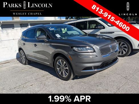 Used 2023 Lincoln Nautilus FWD w/ Premium Package image 2