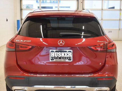 Used 2021 Mercedes-Benz GLA 250 4MATIC image 11