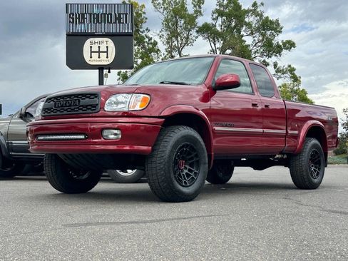 Used 2002 Toyota Tundra Limited image 3