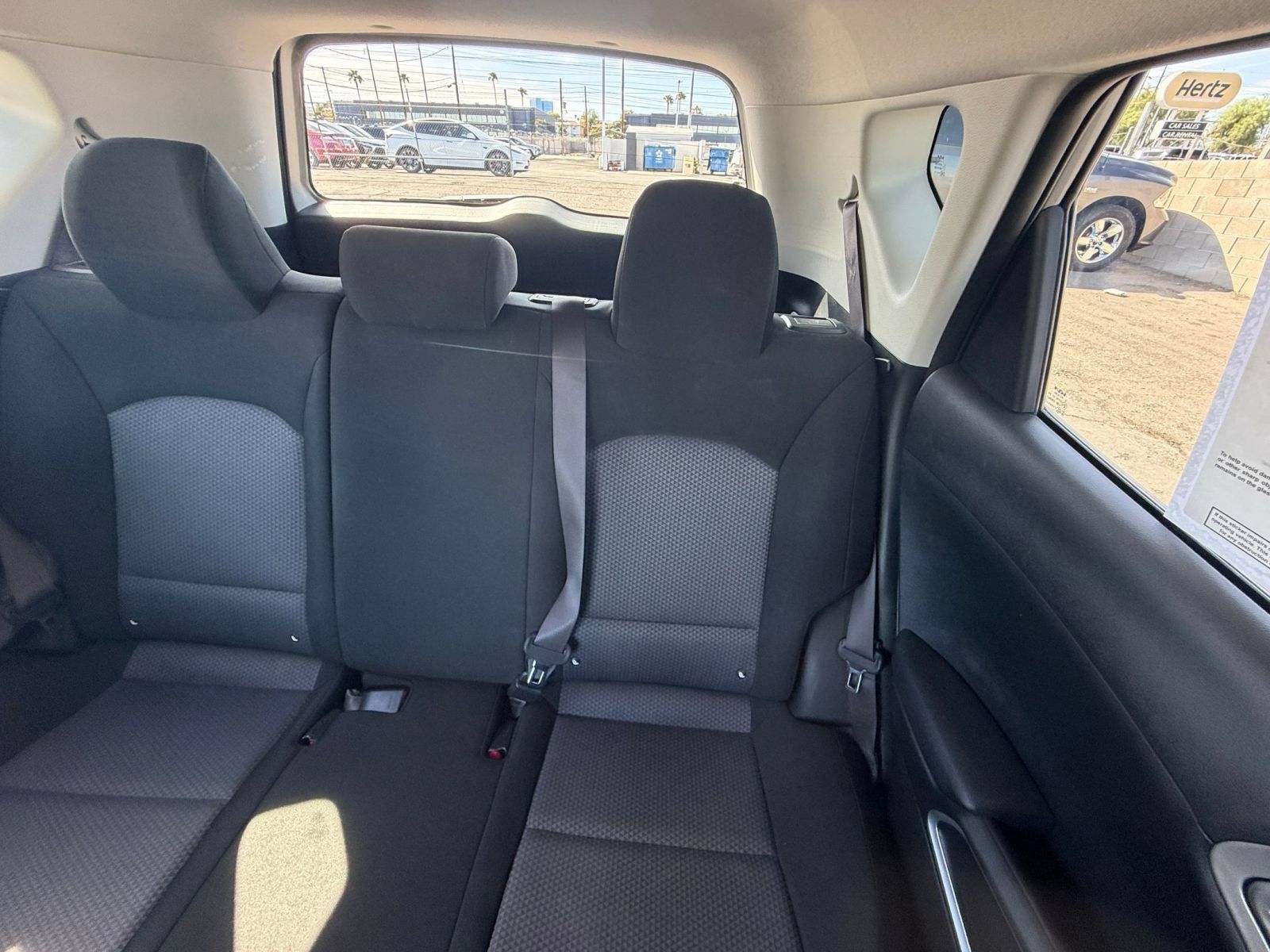 Used 2025 Kia Soul LX w/ LX Technology Package FWD image 34