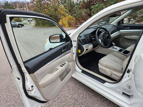 Used 2012 Subaru Legacy 2.5i image 22
