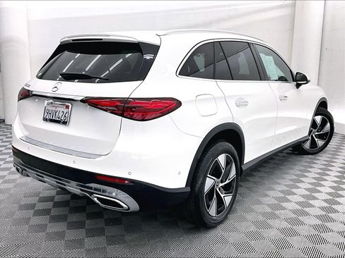 Certified 2023 Mercedes-Benz GLC 300 image 11