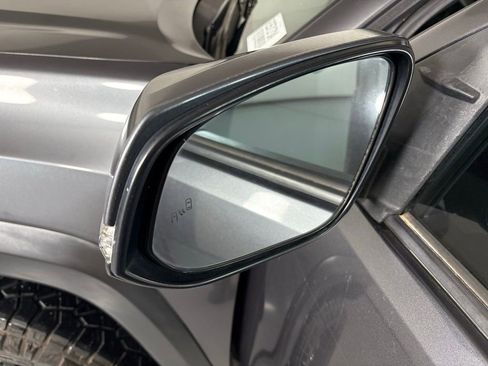 Used 2021 Toyota Tacoma TRD Off-Road image 13