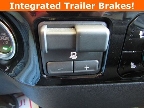 Used 2026 Chevrolet Silverado 1500 LT AWD/4WD image 17