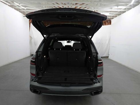 Used 2023 BMW X7 xDrive40i w/ Executive Package AWD/4WD image 33