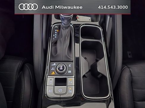 Used 2022 Kia Telluride SX w/ SX Prestige Package AWD/4WD image 41