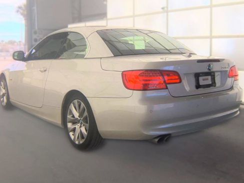 Used 2013 BMW 328i Convertible RWD image 8