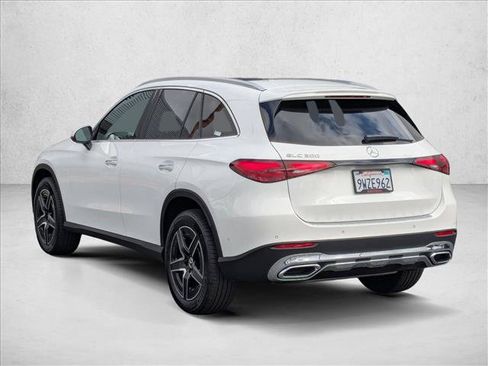 Certified 2026 Mercedes-Benz GLC 300 image 8