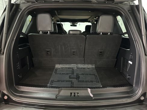 Used 2021 Ford Expedition Limited image 38