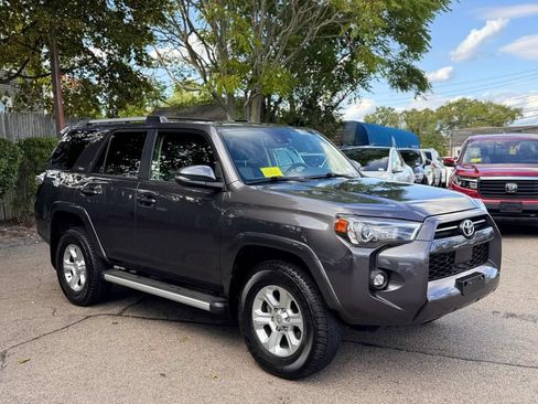 Used 2023 Toyota 4Runner SR5 Premium w/ Moonroof Package AWD/4WD image 8