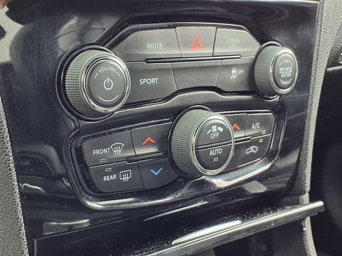 Used 2020 Chrysler 300 S RWD image 12