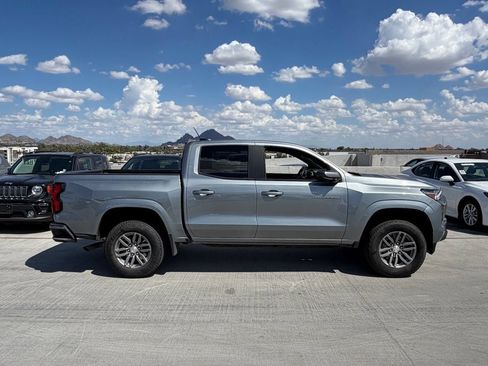 Used 2023 Chevrolet Colorado LT w/ LT Convenience Package RWD image 3
