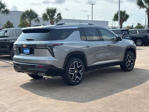 New 2026 Chevrolet Traverse High Country FWD image 10