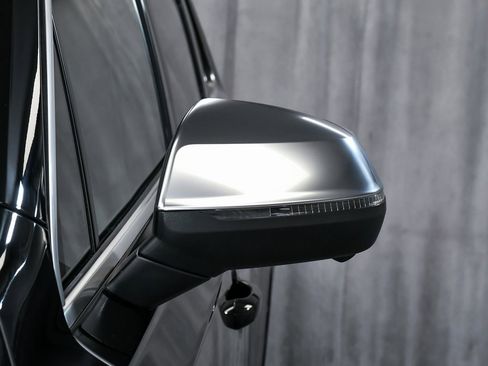 Used 2025 Audi SQ7 Premium Plus image 94