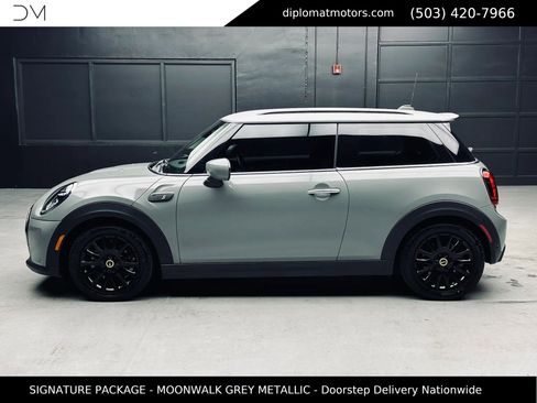 Used 2023 MINI Cooper SE FWD image 4