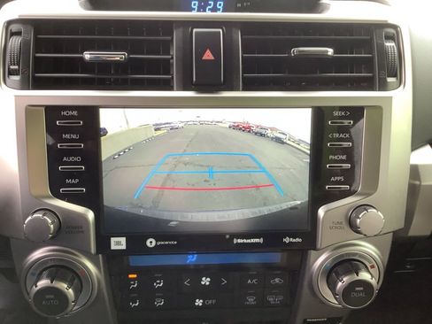 Used 2020 Toyota 4Runner Limited image 20