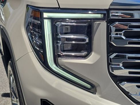 New 2026 GMC Sierra 1500 Denali w/ Denali Reserve Package AWD/4WD image 8
