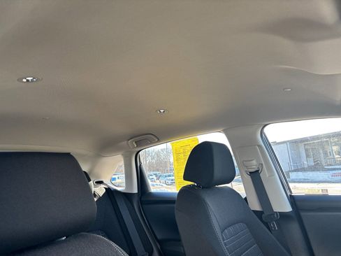 Used 2024 Honda HR-V LX image 18