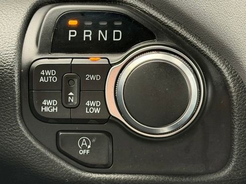Used 2023 RAM 1500 Big Horn AWD/4WD image 25