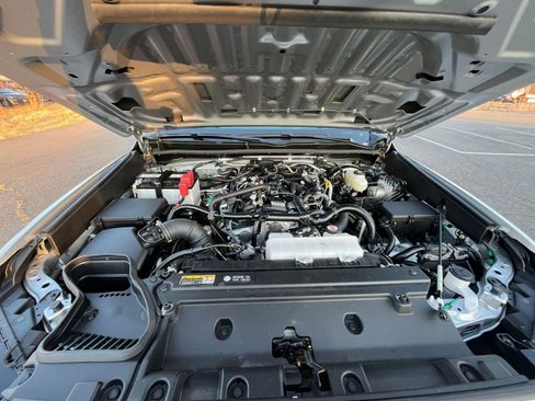 Used 2025 Toyota 4Runner TRD Off-Road image 31