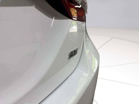 Used 2021 Toyota Camry SE FWD image 17