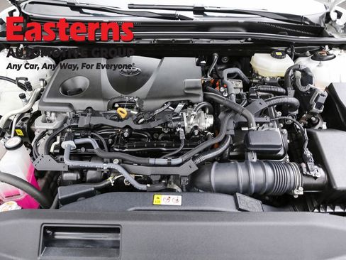 Used 2025 Toyota Camry LE image 7