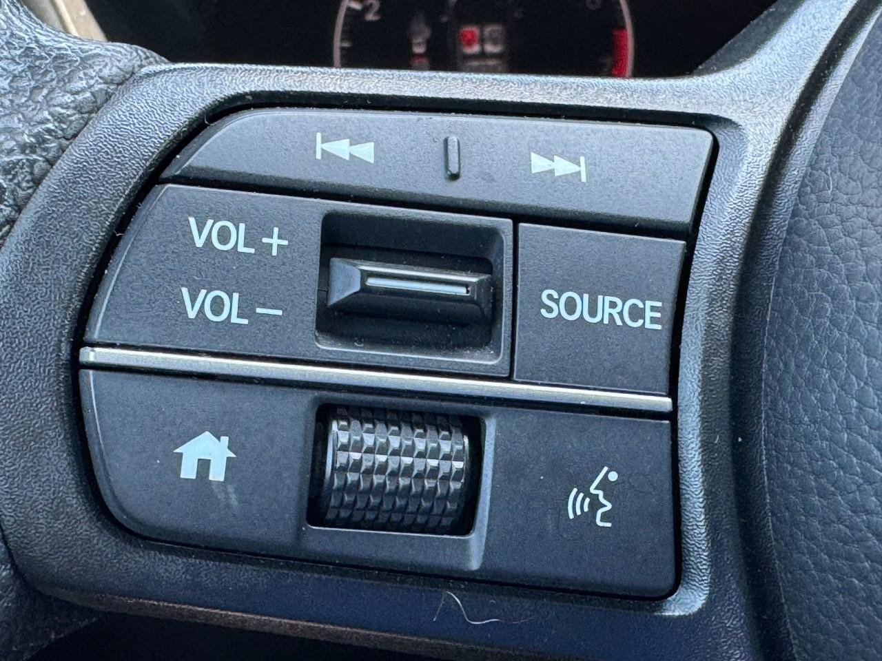 Certified 2025 Honda CR-V EX image 20
