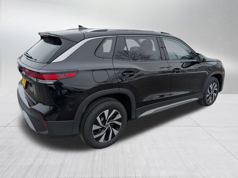 New 2026 Volkswagen Tiguan S image 2