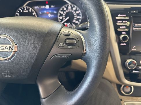 Used 2020 Nissan Murano SL w/ Moonroof Package AWD/4WD image 21
