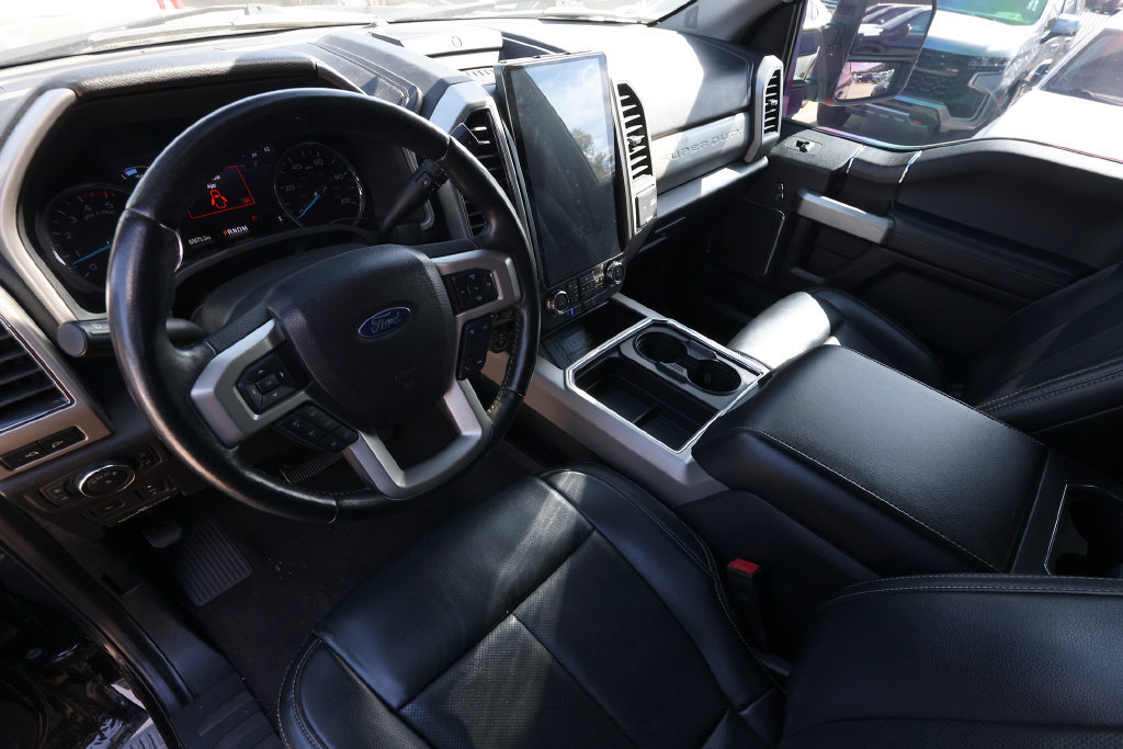 Used 2021 Ford F250 Lariat w/ Lariat Ultimate Package AWD/4WD image 9