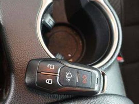 Used 2016 Ford Mustang Shelby GT350 w/ Track Package image 22