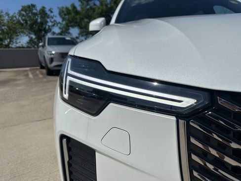 New 2026 Volvo XC90 B6 Plus w/ Protection Package Premier image 11
