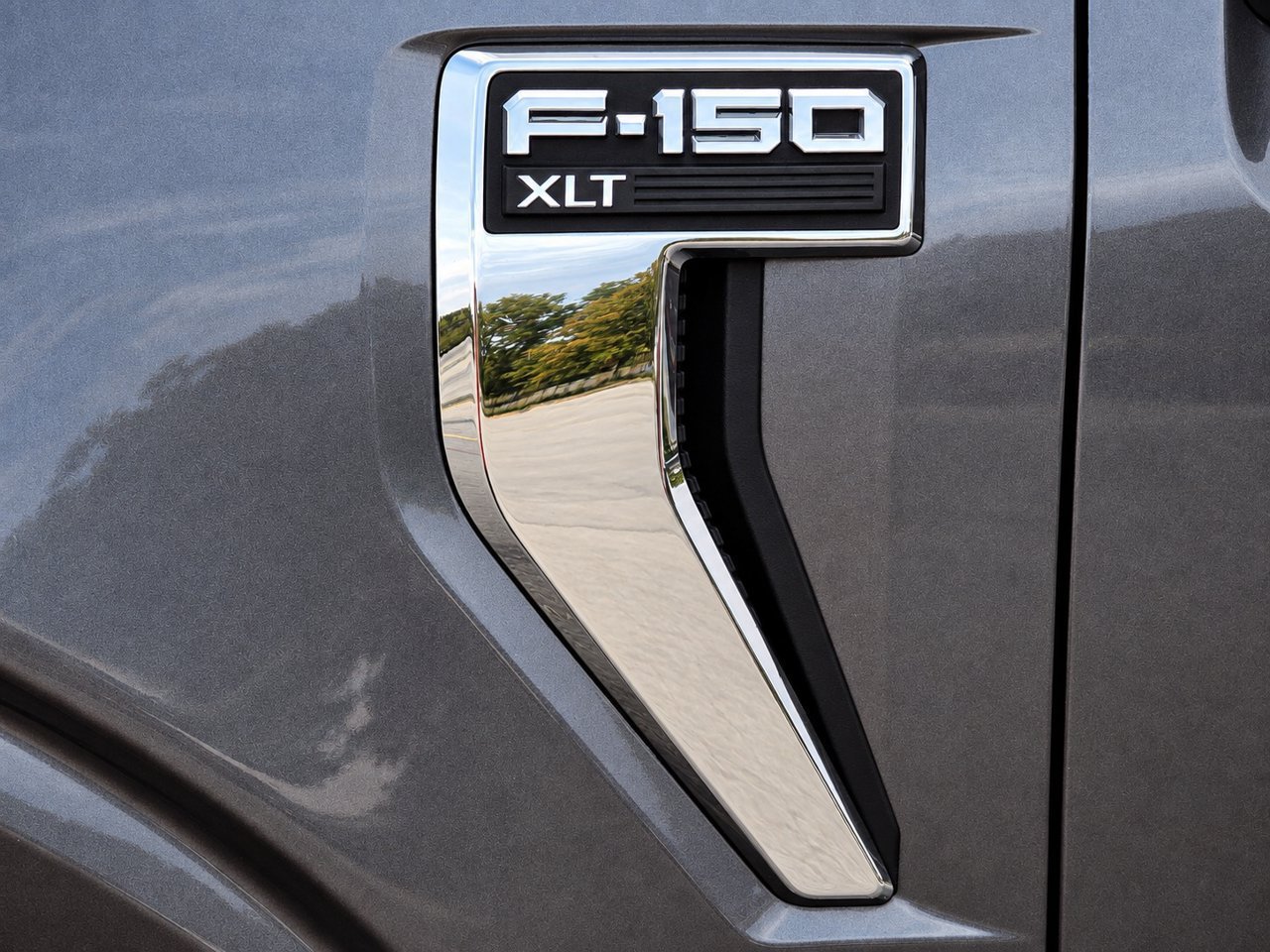 Used 2021 Ford F150 XLT w/ Equipment Group 302A High AWD/4WD image 9