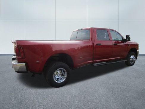 New 2026 RAM 3500 Tradesman AWD/4WD image 8