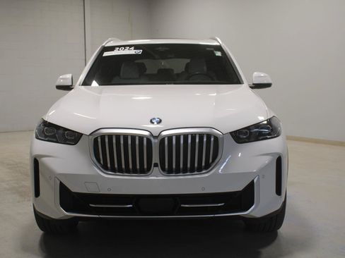 Certified 2024 BMW X5 xDrive40i w/ Premium Package AWD/4WD image 13