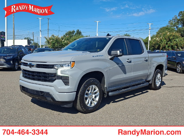 Used 2025 Chevrolet Silverado 1500 RST w/ Convenience Package II AWD/4WD image 1